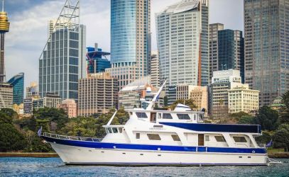 Australia day cruise on Ariston cityscape