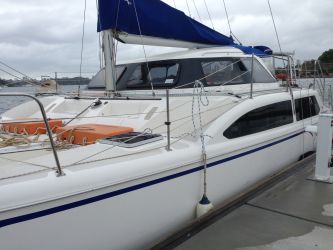 Top Cat Boat Hire at dock
