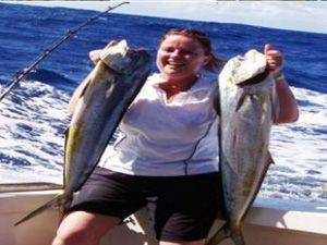 https://www.anyboat.com.au/media/catalog/product/cache/3d98a21d93a47449f8fd839055ce5f12/2/0/2009060321_sport-fishing.jpg