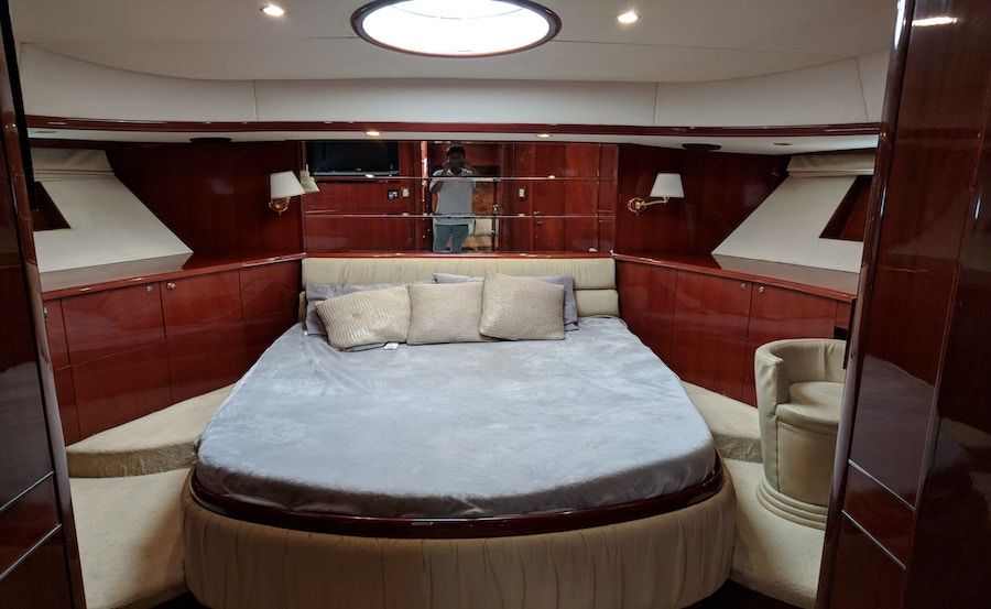 Gold Coast Boat Hire on Aki Gold Coast Boat Hire on Aki