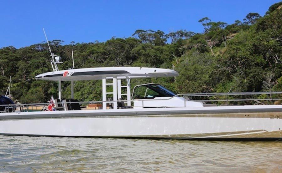 Boat Hire on Spectre Boat Hire on Spectre