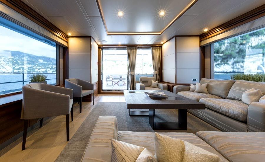 Vivid Cruises on Belle Main Saloon Vivid Cruises on Belle Main Saloon