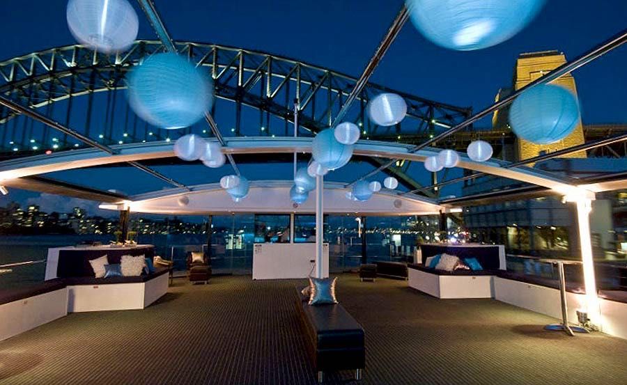 Harbour Cruises on Blue Room Harbour Cruises on Blue Room