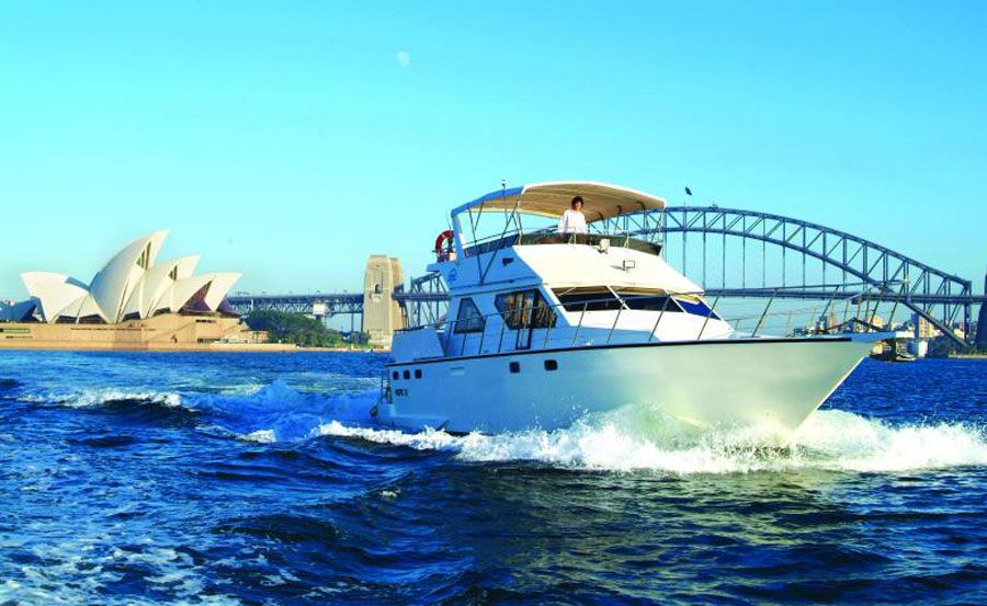 https://www.anyboat.com.au/media/catalog/product/cache/3d98a21d93a47449f8fd839055ce5f12/b/o/boat-hire-on-calypso-cruising_1.jpg