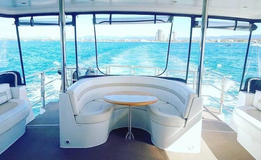 Boat Hire on Circa Boat Hire on Circa