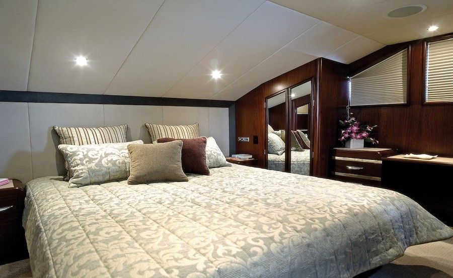 MY Emerald Lady boat hire double guest cabin MY Emerald Lady boat hire double guest cabin