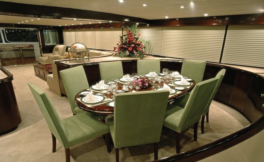 MY Emerald Lady boat hire dining MY Emerald Lady boat hire dining