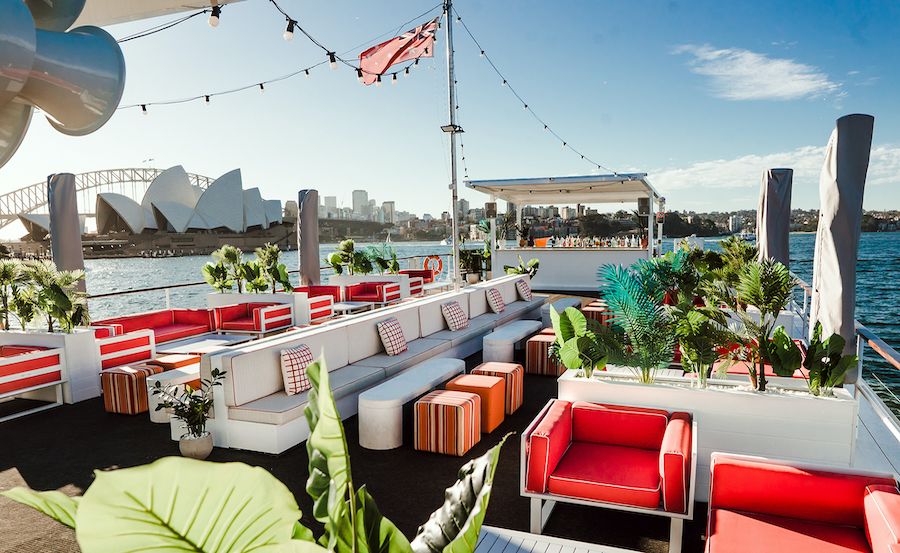 Boat Hire on Sydney Glass Island Boat Hire on Sydney Glass Island