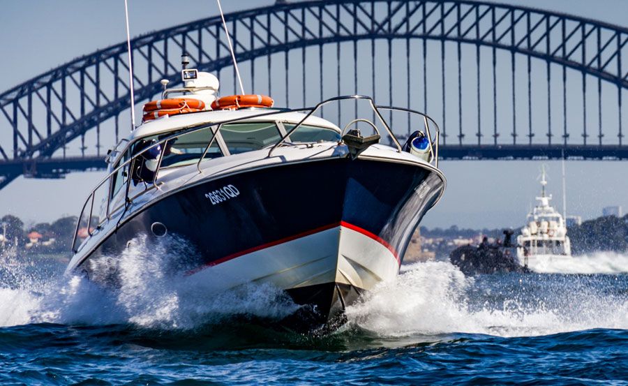 Boat Hire on Inception bow view
Boat Hire on Inception bow view