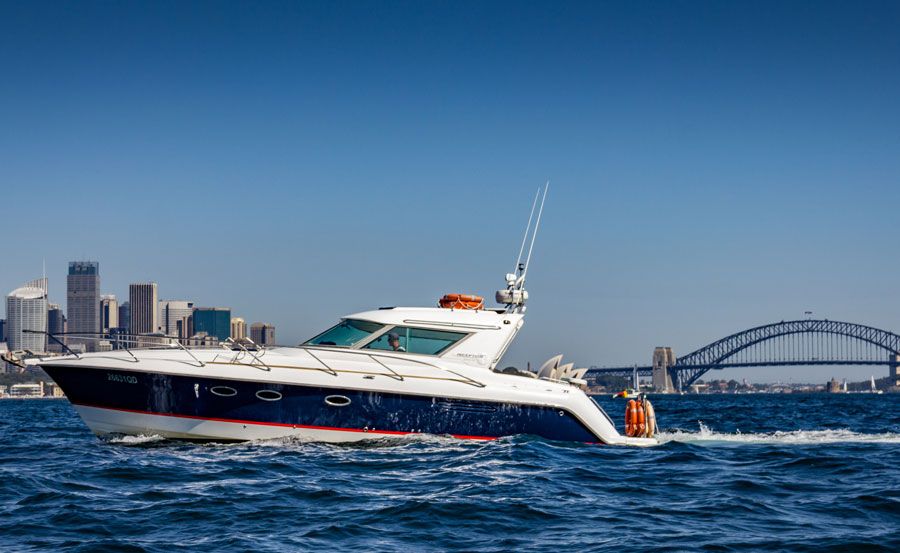 Boat Hire on Inception side profile Boat Hire on Inception side profile