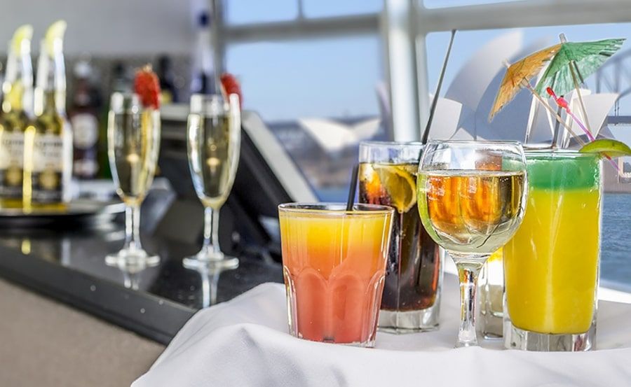 boat hire on Jerry Bailey stocked bar cocktails
boat hire on Jerry Bailey stocked bar cocktails