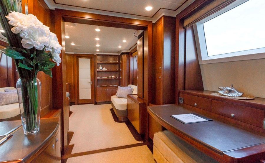 Masteka II Boat Hire hallway w/ office nook