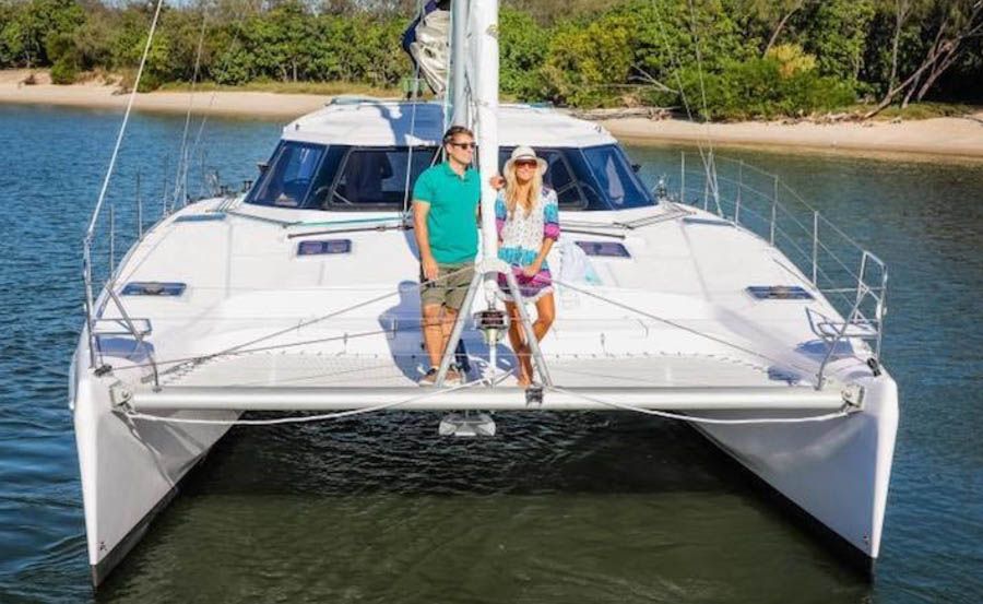 Bow view of Boat hire on Moon Glider Bow view of Boat hire on Moon Glider