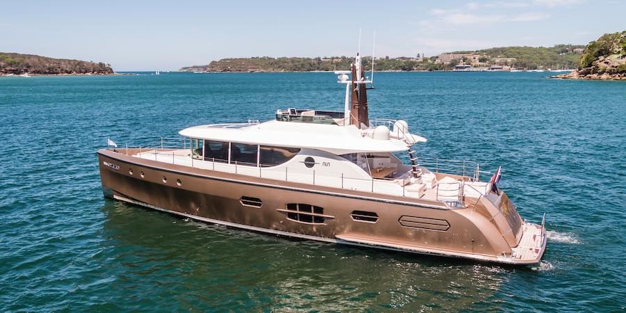 https://www.anyboat.com.au/media/catalog/product/cache/3d98a21d93a47449f8fd839055ce5f12/b/o/boat-hire-on-nisi-side-profile-view.jpg
