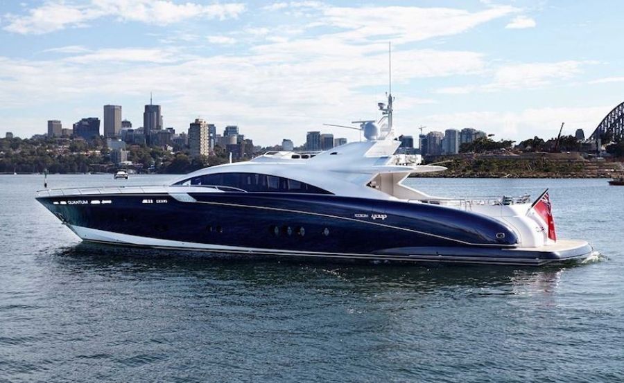Boat hire on Quantum Sydney Harbour