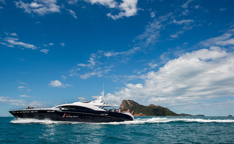 https://www.anyboat.com.au/media/catalog/product/cache/3d98a21d93a47449f8fd839055ce5f12/b/o/boat-hire-on-quantum-superyacht-cruising-the-whitsundays.jpg