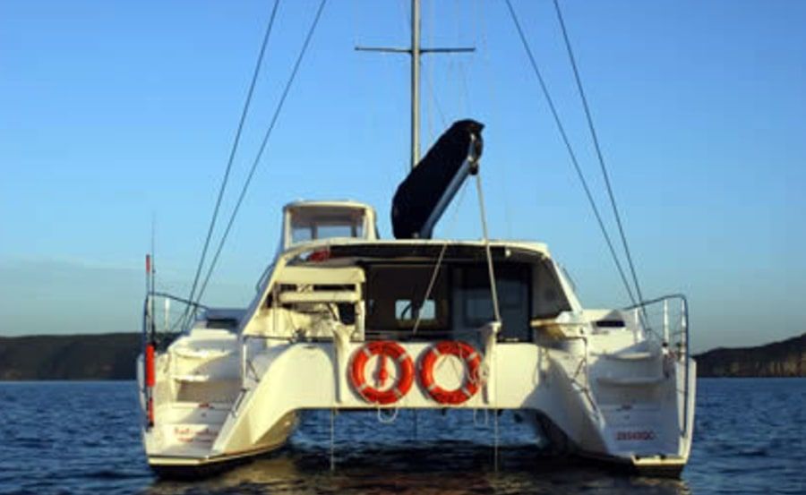 Boat hire on Red Undies rear view Boat hire on Red Undies rear view
