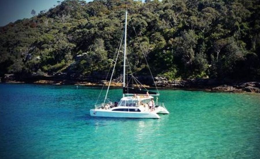 Boat hire on Rockfish I in secluded cove Boat hire on Rockfish I in secluded cove