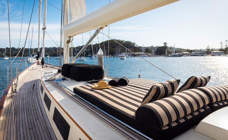 Boat Hire on Sir Thomas Sopwith forward deck and lounge Boat Hire on Sir Thomas Sopwith forward deck and lounge