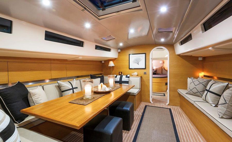 Boat Hire on Sir Thomas Sopwith luxurious saloon Boat Hire on Sir Thomas Sopwith luxurious saloon