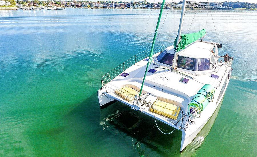 Boat Hire on Sirocco island cruising