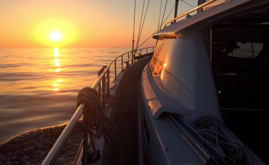 boat hire on sy calypso sunset cruise boat hire on sy calypso sunset cruise