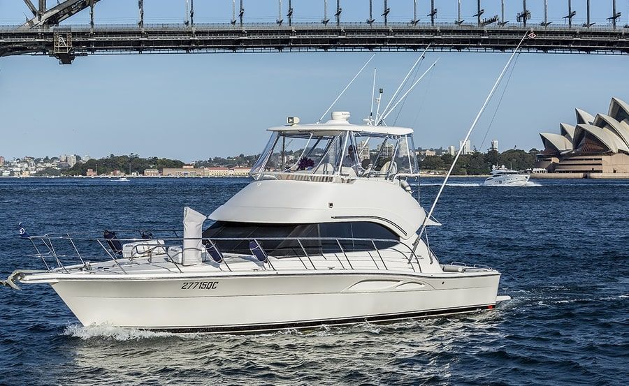 https://www.anyboat.com.au/media/catalog/product/cache/3d98a21d93a47449f8fd839055ce5f12/b/o/boat-transfer-on-ocean-blue-main-profile.jpg