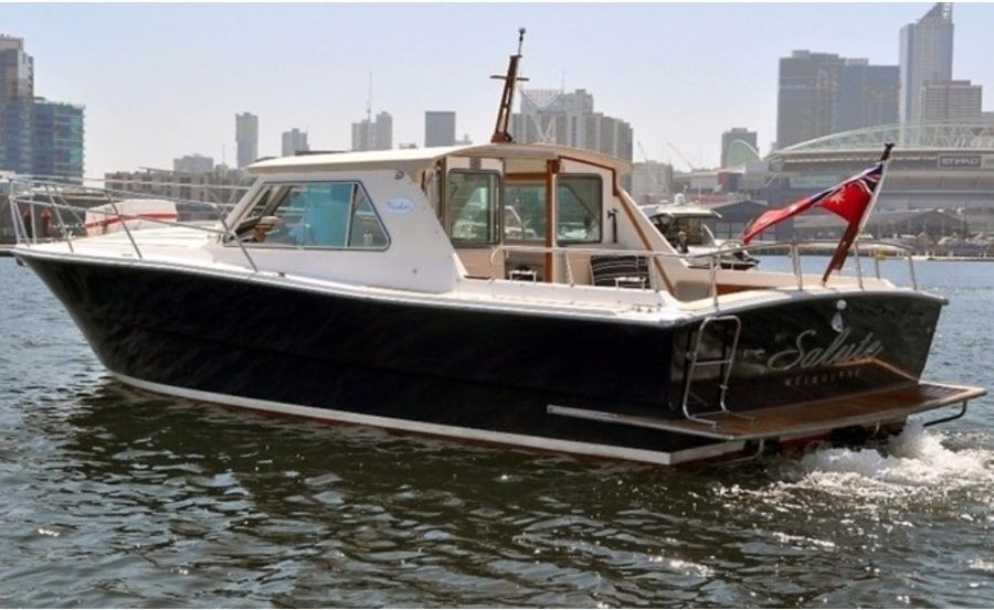 boat hire on Salute