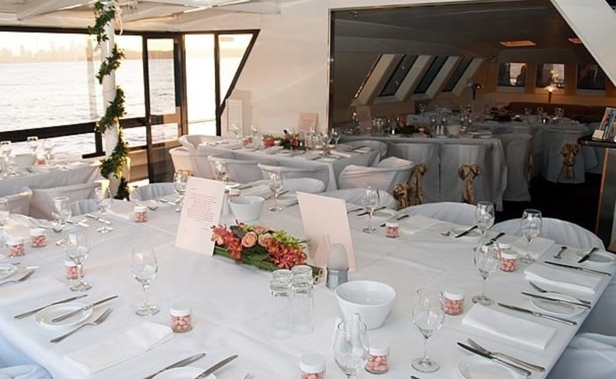Boxing Day Cruises on Morpheus dining