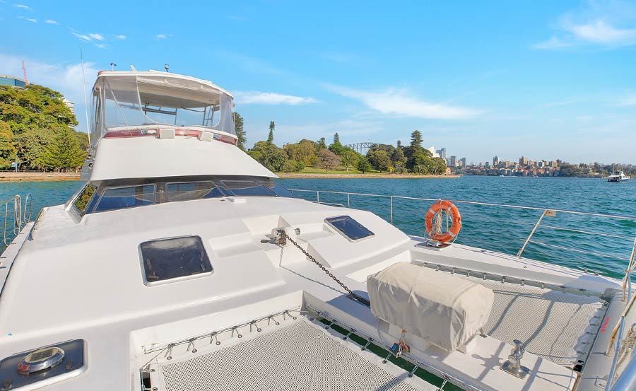 Boat Hire on Cloud 9 Boat Hire on Cloud 9