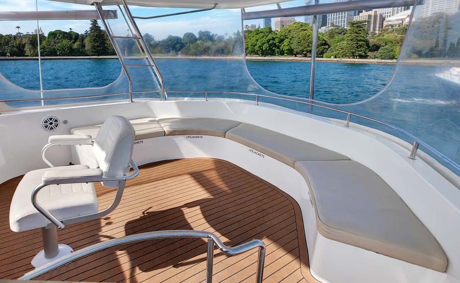 Boat Hire on Cloud 9 Boat Hire on Cloud 9