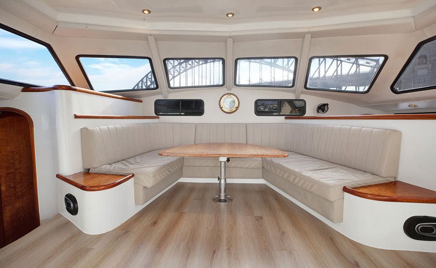 Boat Hire on Cloud 9 Main Saloon Boat Hire on Cloud 9 Main Saloon