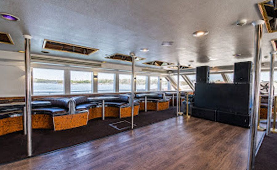 Boat Hire on Constellation Boat Hire on Constellation