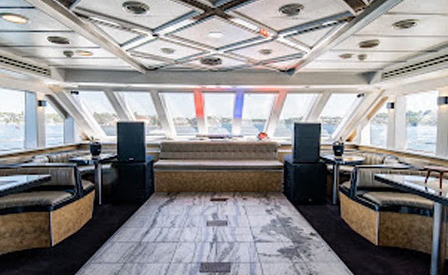 Boat Hire on Constellation Boat Hire on Constellation
