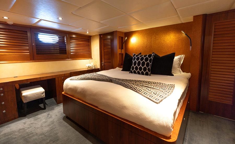 Luxury Boat Hire Sydney on Element Master Cabin