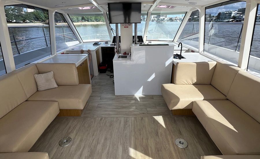 Boat Hire on Entourage inside opp view 
