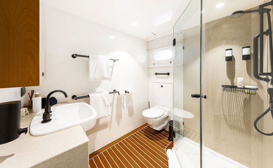New Years Eve Cruises on Evolution VIP Cabin Ensuite