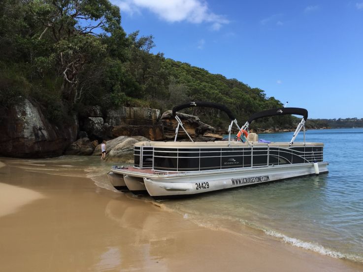 New Years eve cruise on Floating Lounge