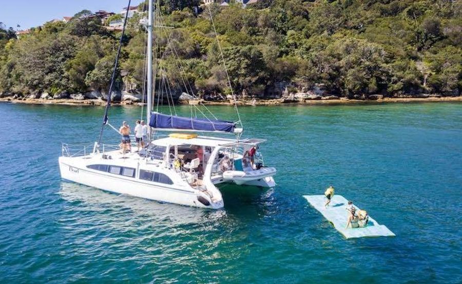 https://www.anyboat.com.au/media/catalog/product/cache/3d98a21d93a47449f8fd839055ce5f12/h/a/harbour-cruise-on-pearl-main-profile.jpg