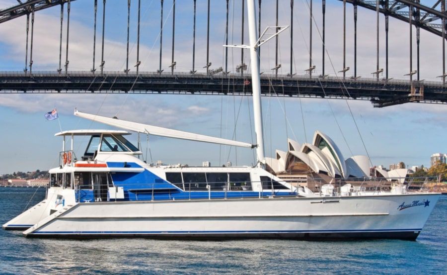 Side profile image of Harbour cruises on Aussie Magic