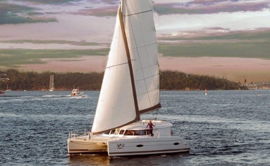 https://www.anyboat.com.au/media/catalog/product/cache/3d98a21d93a47449f8fd839055ce5f12/h/a/harbour-cruises-on-too-up-sunset-sailing-view.jpg