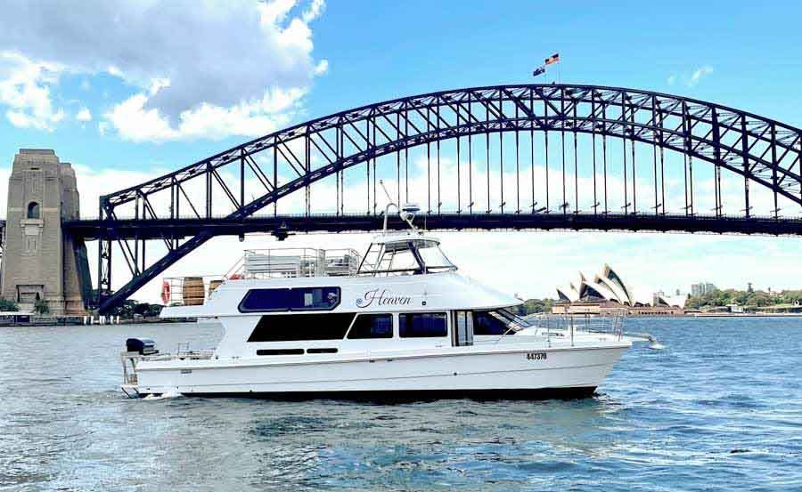https://www.anyboat.com.au/media/catalog/product/cache/3d98a21d93a47449f8fd839055ce5f12/h/e/heaven-1_1_1.jpg
