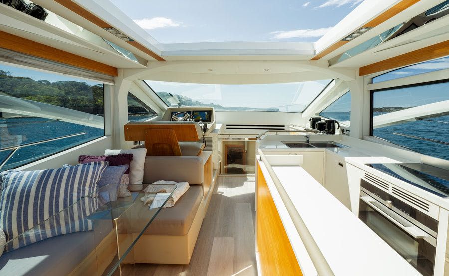 Boat hire on Impulse front saloon Boat hire on Impulse front saloon