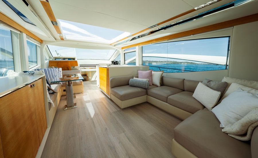 Boat hire on Impulse inside saloon Boat hire on Impulse inside saloon
