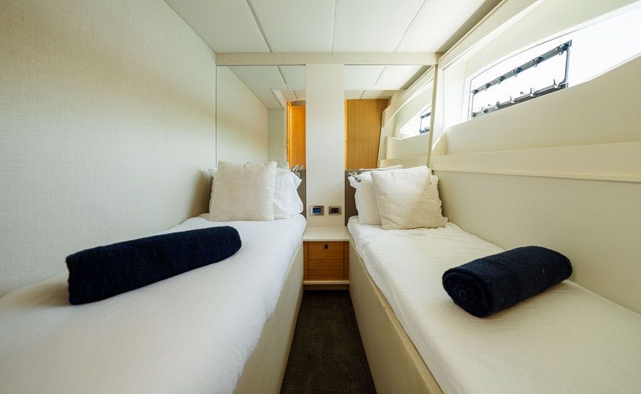 Boat hire on Impulse double bedroom Boat hire on Impulse double bedroom