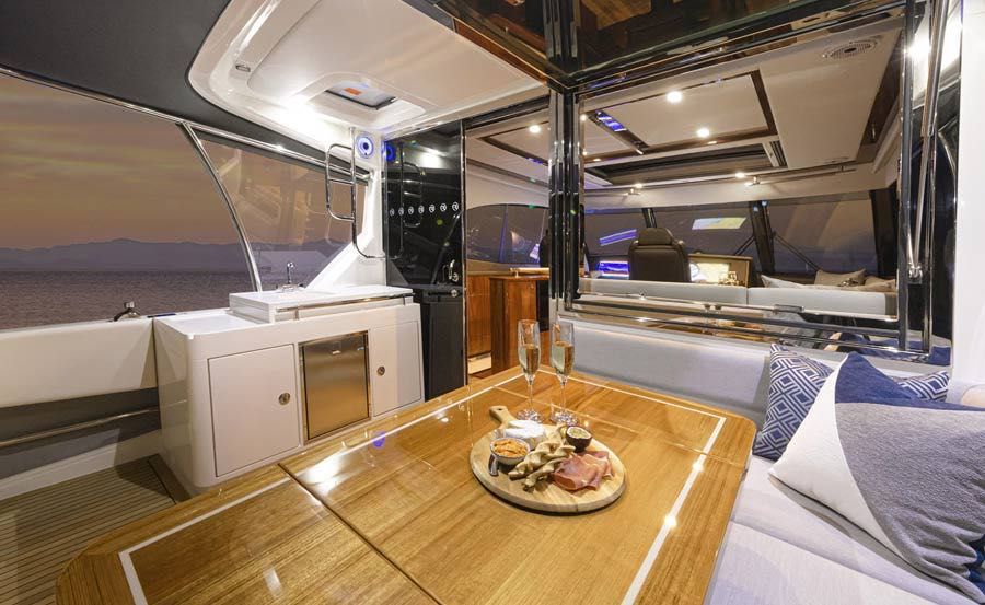 Christmas Cruises on Isola Mezzanine