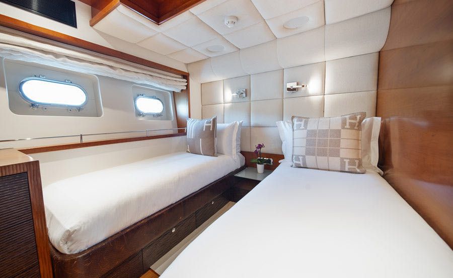 Whitsundays Super Yacht Charters on Little Perle Twin Shared room