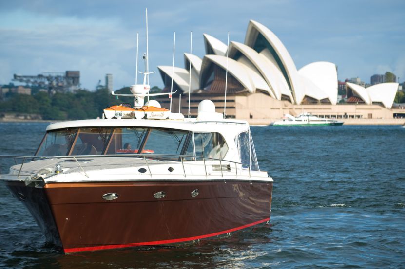 Luxury boat hire on Dreamtime on Harbour Luxury boat hire on Dreamtime on Harbour