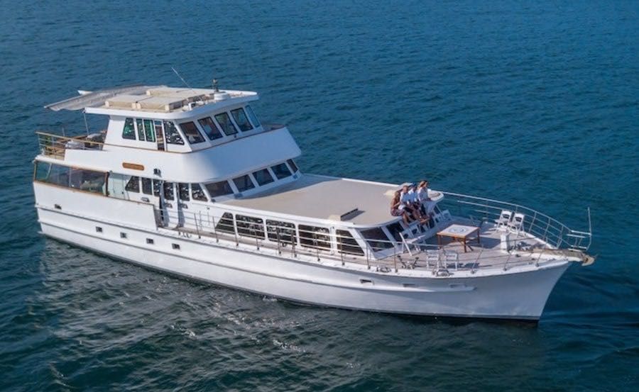 https://www.anyboat.com.au/media/catalog/product/cache/3d98a21d93a47449f8fd839055ce5f12/m/a/main-profile-image-of-boat-hire-on-commissioner-ii.jpg