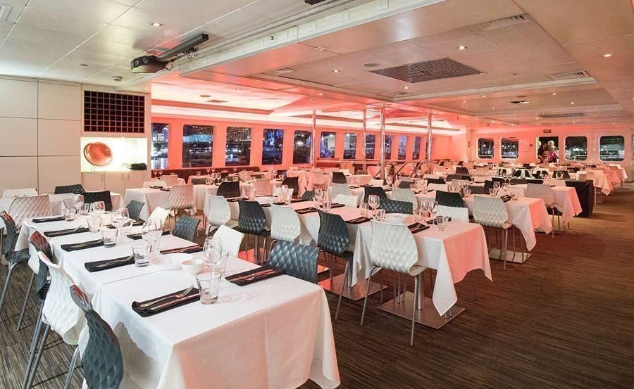 Boat Hire on Magistic Dining Boat Hire on Magistic Dining
